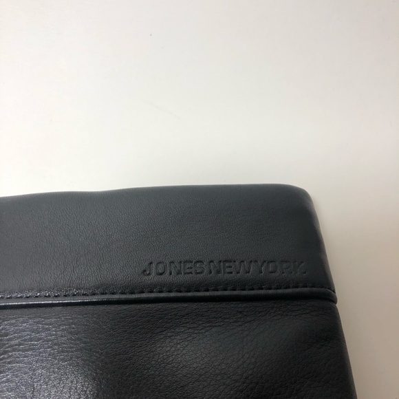 Jones New York Pebbled Leather Clutch - Picture 3 of 5